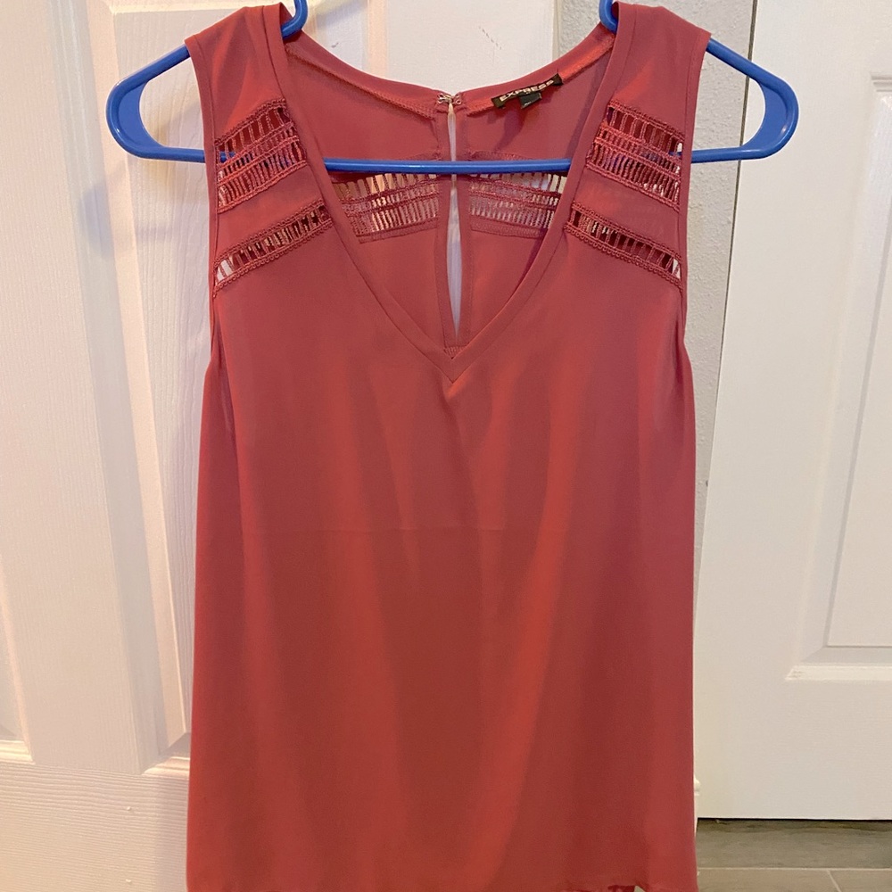 Express tank top